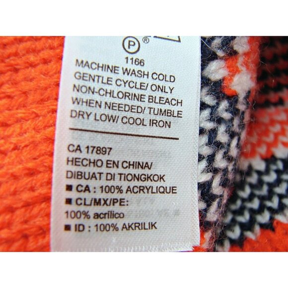 Old Navy Fair Isle Knit Beanie Hat Red with Lama Design Pom Pom Size S-M Acrylic - Picture 9 of 11